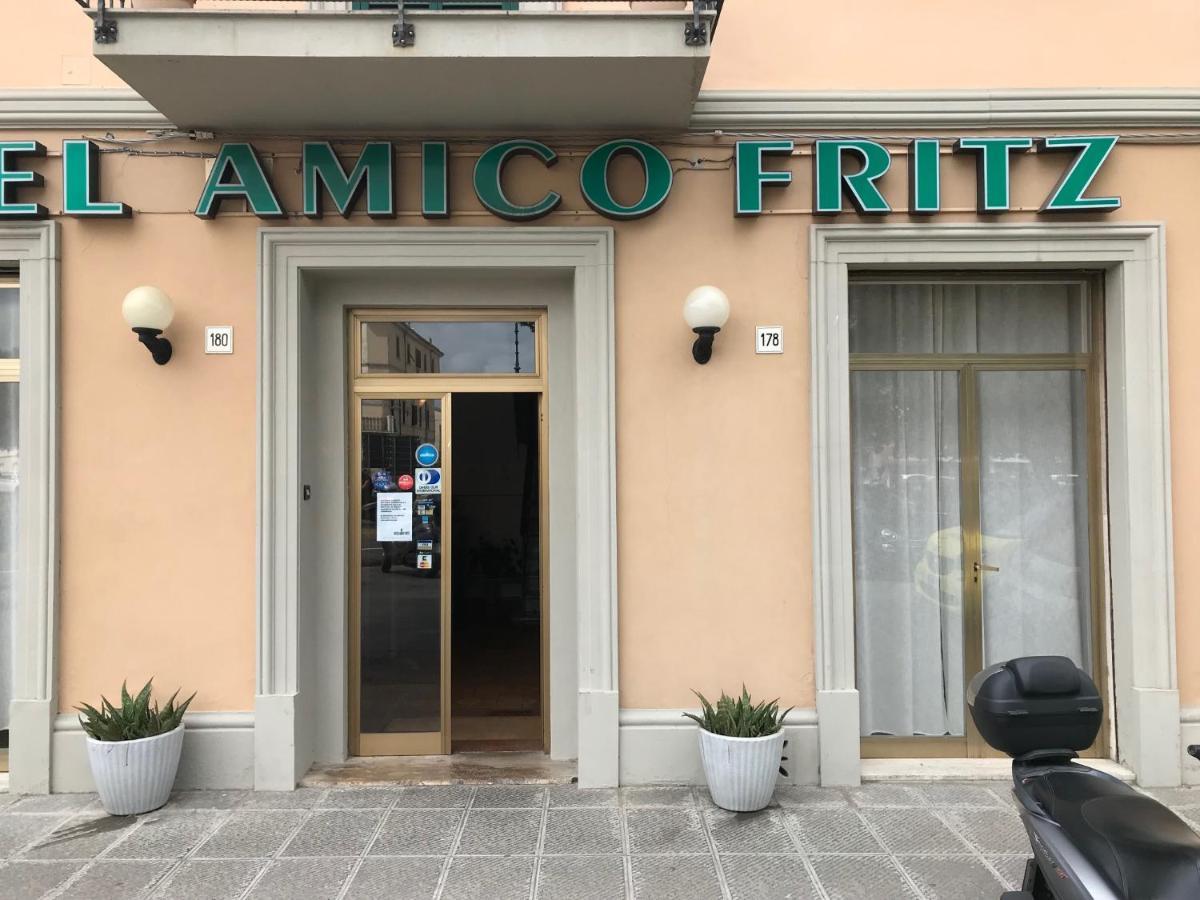 Hotel Amico Fritz Ливорно Екстериор снимка